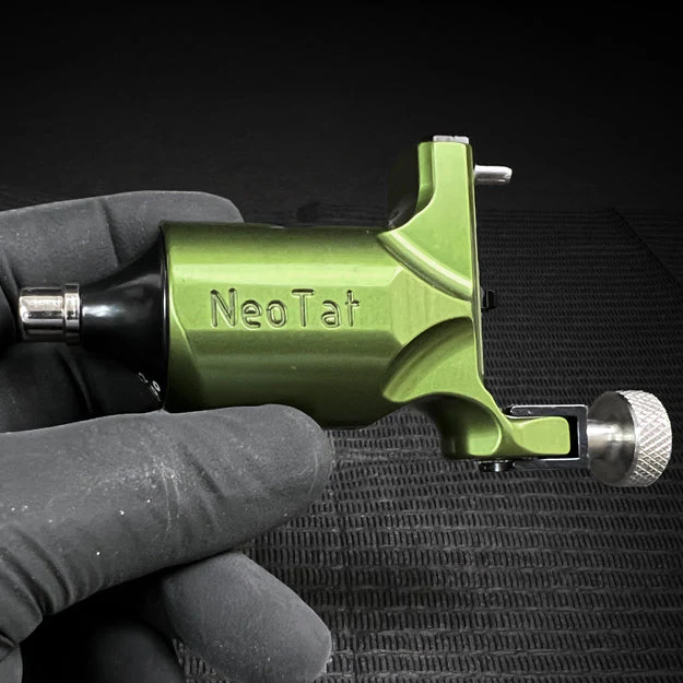 Neotat Vivace Rotary Clipcord Plug Tattoo Machine - 2.5mm Stroke Motor - Image 3